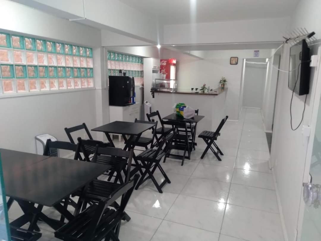 Pousada Cafe Com Margarida 150 Metros Do Mar Rua Do Calcadao Da Central บัลเนอาริโอ กังโบริว ภายนอก รูปภาพ