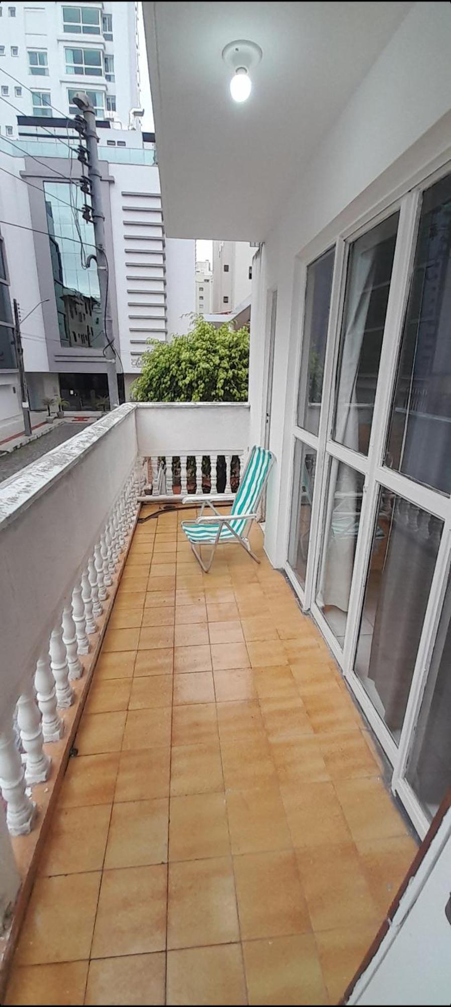 Pousada Cafe Com Margarida 150 Metros Do Mar Rua Do Calcadao Da Central บัลเนอาริโอ กังโบริว ภายนอก รูปภาพ